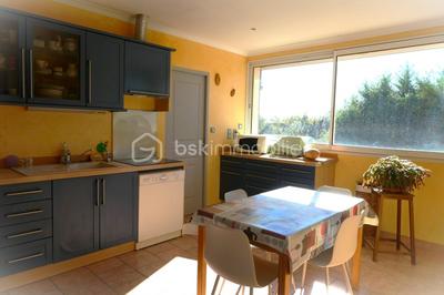 Maison traditionnelle - 107 m² - 5 pièces