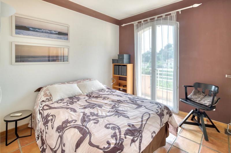 Villa - 221 m² - 5 pièces