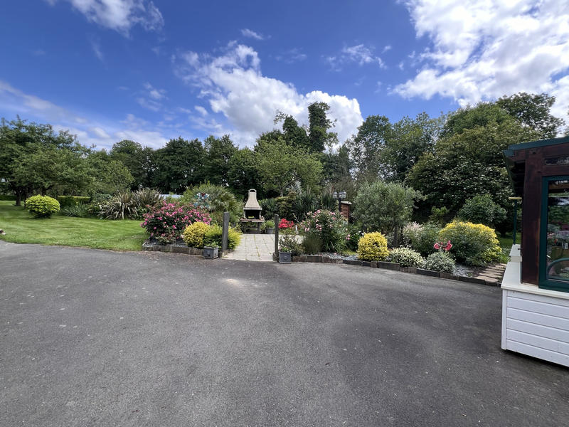 Maison - 97 m² - 5 pièces