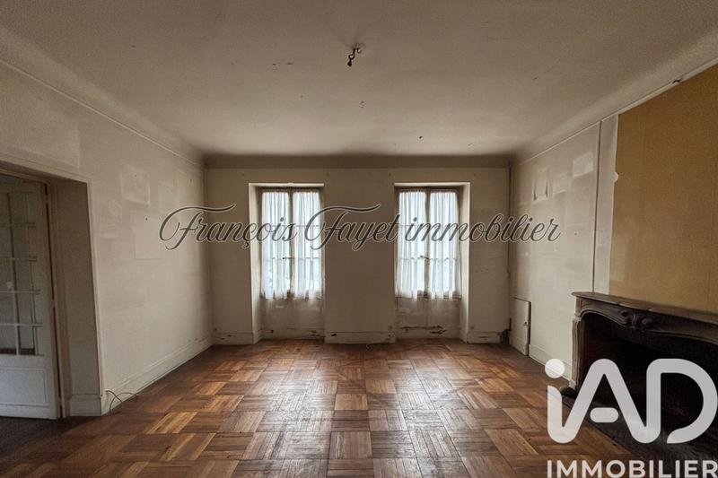Maison - 244 m² - 10 pièces