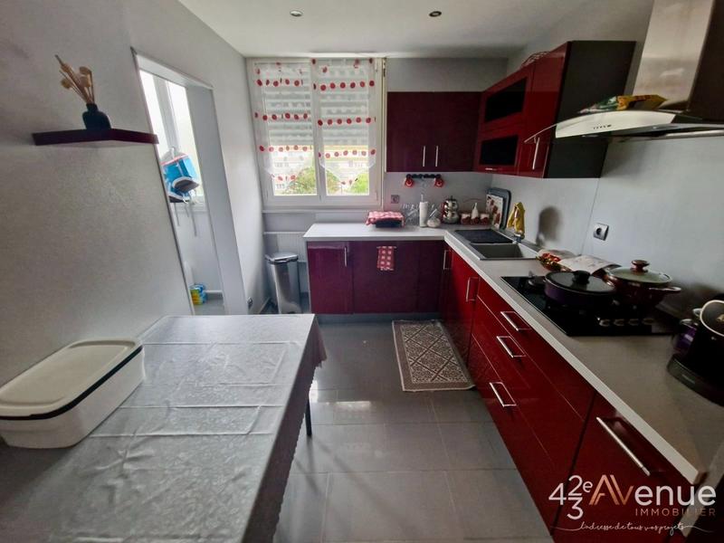 Appartement - 92 m² - 4 pièces