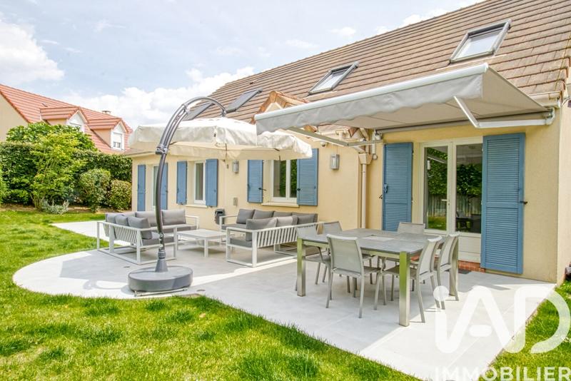 Maison - 171 m² - 6 pièces