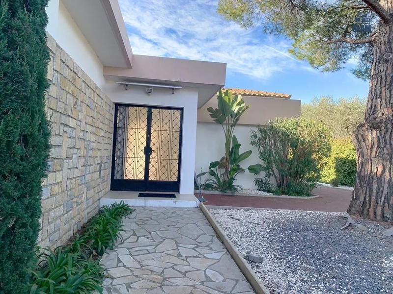 Villa - 163 m² - 4 pièces