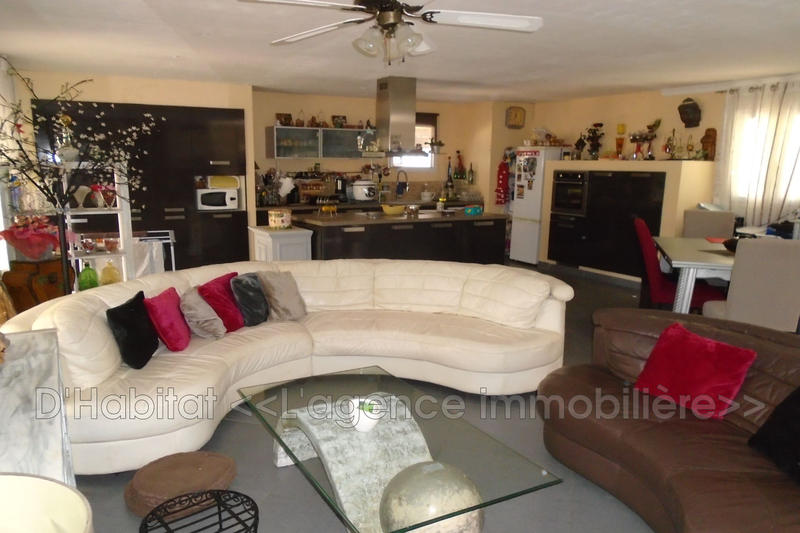 Villa - 205 m² - 7 pièces