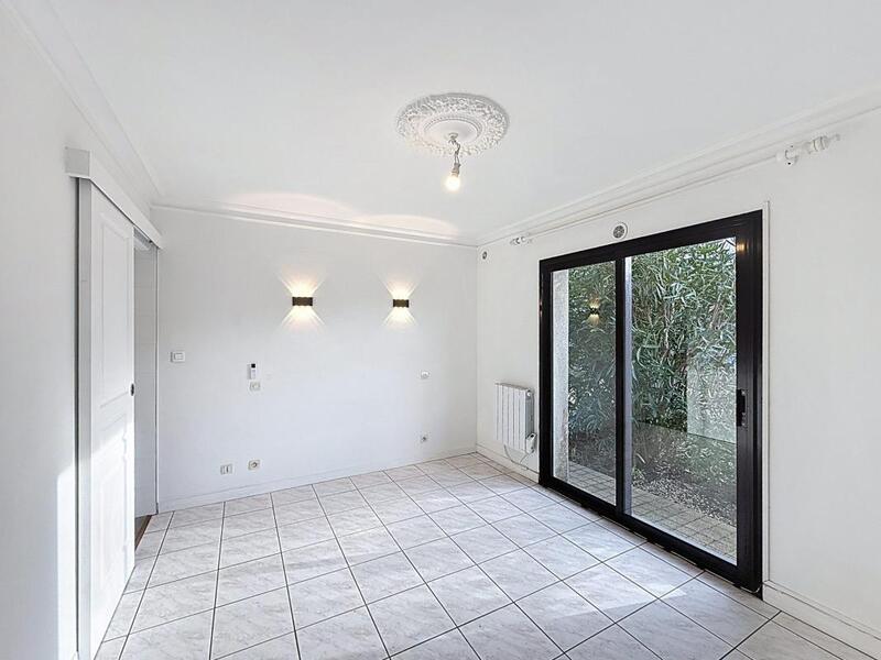 Maison - 111 m² - 7 pièces