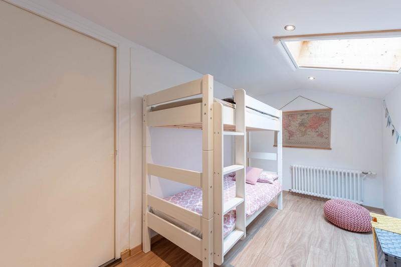 Appartement - 93 m² - 5 pièces