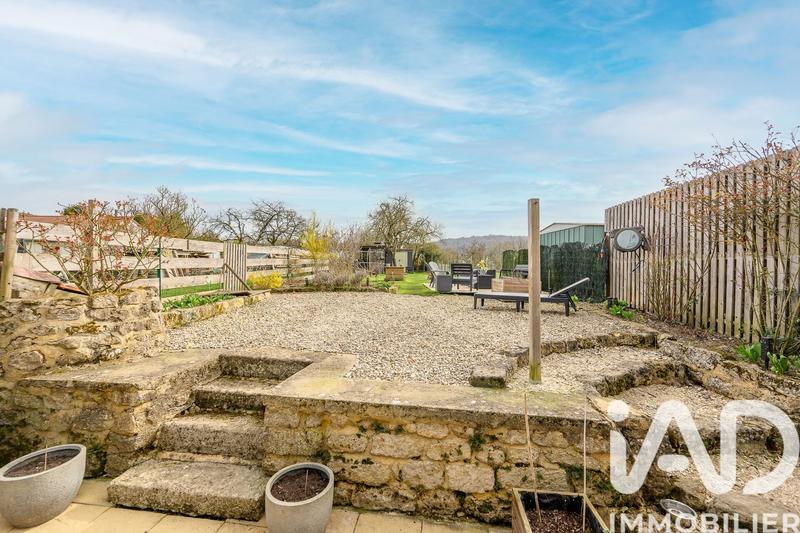 Maison de village - 180 m² - 8 pièces