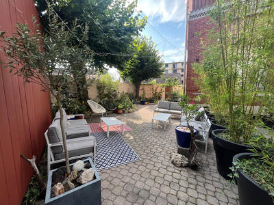 Maison bourgeoise - 300 m² - 12 pièces