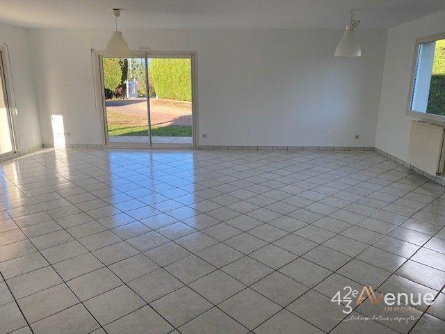 Maison - 122 m² - 5 pièces