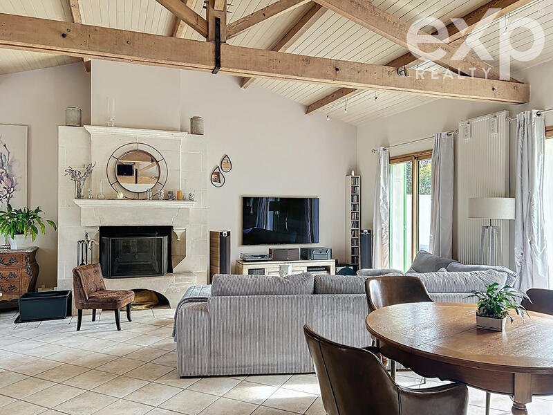 Maison - 150 m² - 5 pièces