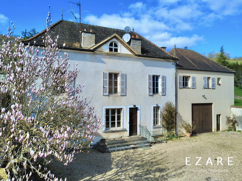 Maison - 225 m² - 6 pièces