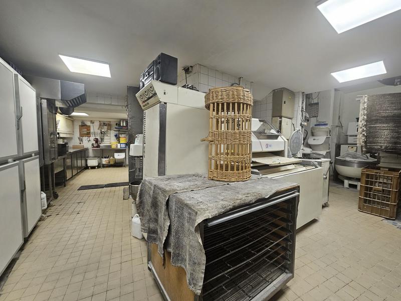 Fonds de commerce - 120 m²