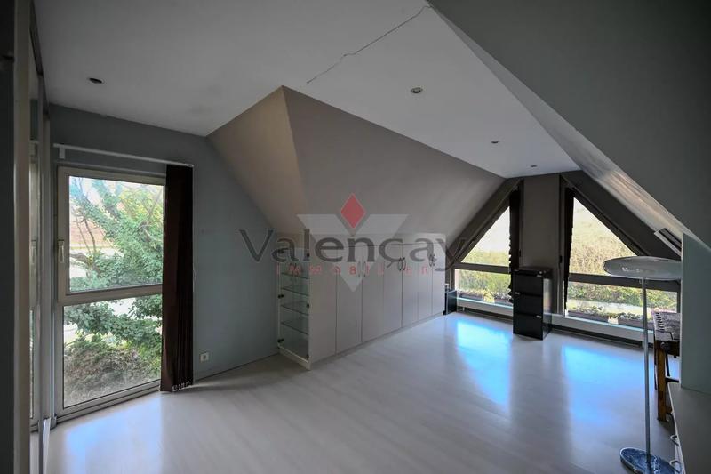 Villa - 142 m² - 5 pièces