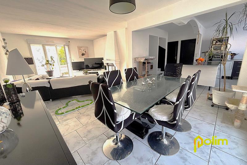Maison - 148 m² - 6 pièces