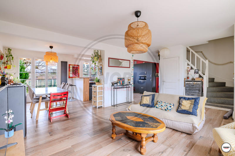 Maison - 126 m² - 6 pièces