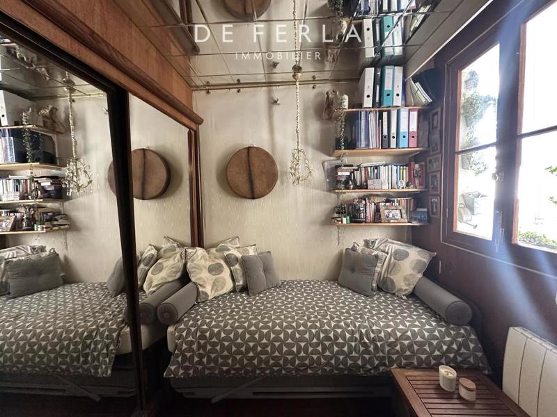 Studio - 11 m² - 1 pièce