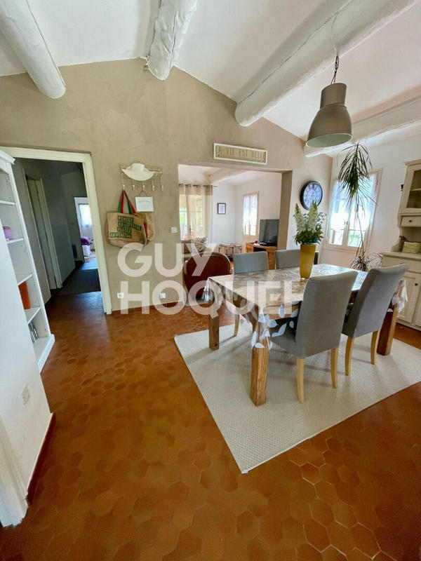 Maison - 320 m² - 9 pièces