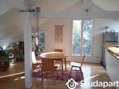 Chambre - 9 m² - 1 pièce