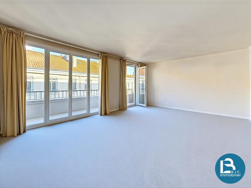 Appartement - 108 m² - 4 pièces