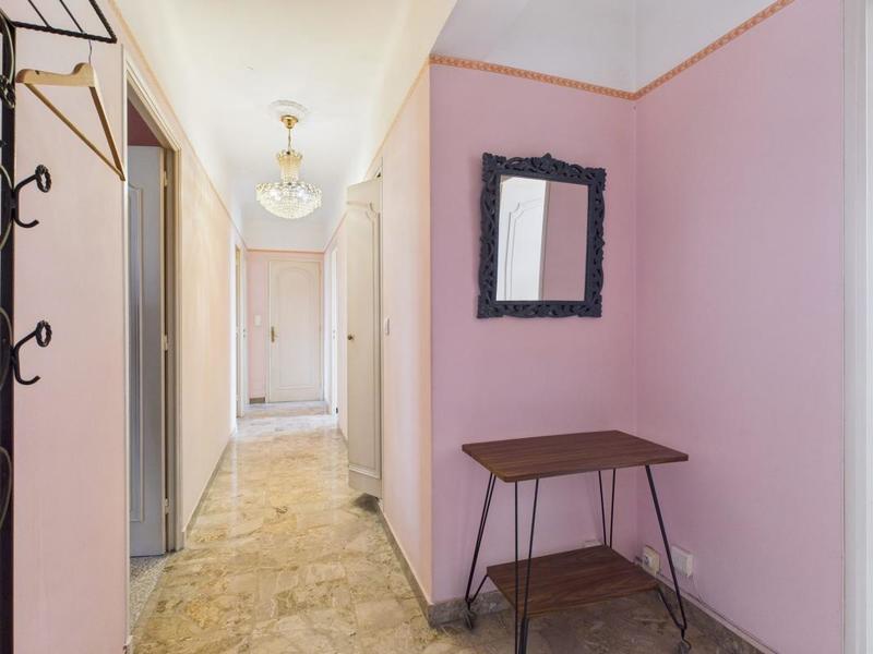 Appartement - 85 m² - 3 pièces