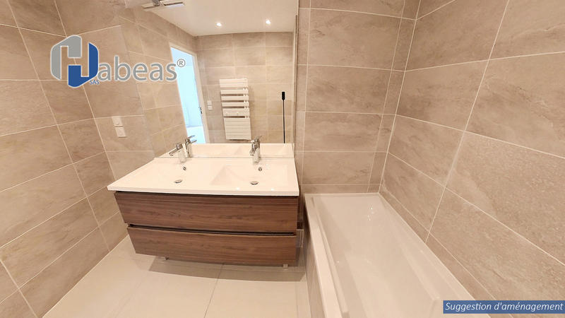 Appartement - 81 m² - 4 pièces