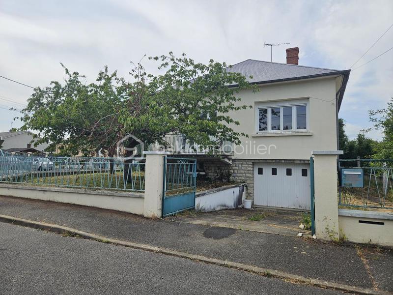 Maison - 105 m² - 5 pièces