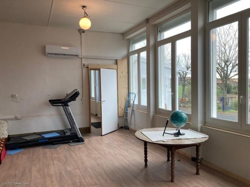 Demeure - 205 m² - 6 pièces