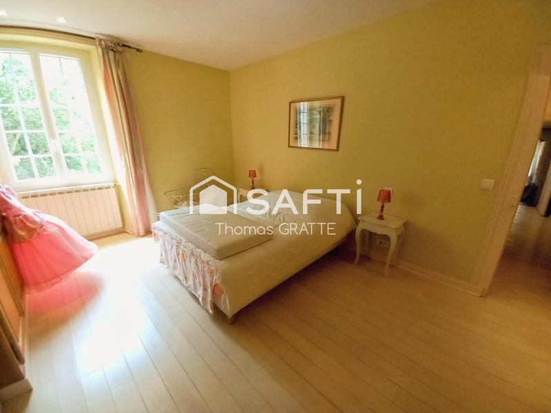 Maison - 160 m² - 7 pièces