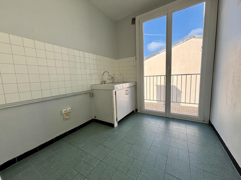 Appartement - 80 m² - 4 pièces