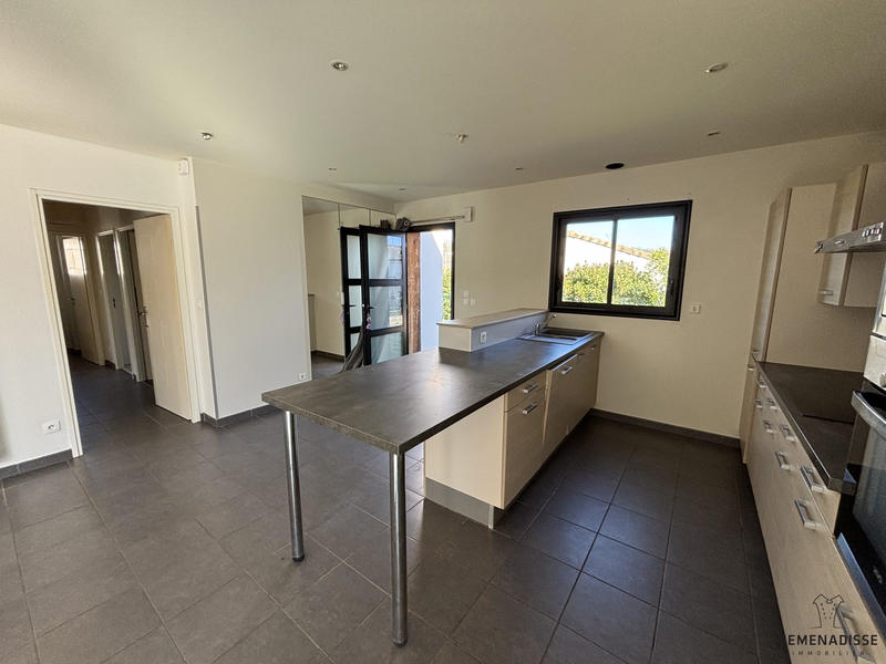 Villa - 100 m² - 4 pièces