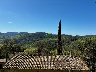 Maison - 130 m² - 4 pièces