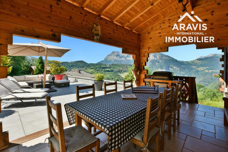 Châlet - 200 m² - 6 pièces