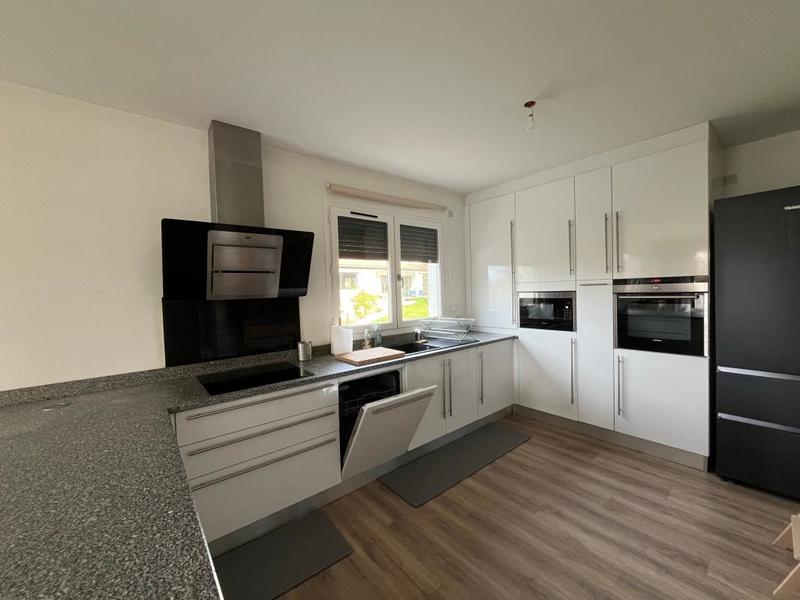 Maison - 161 m² - 6 pièces