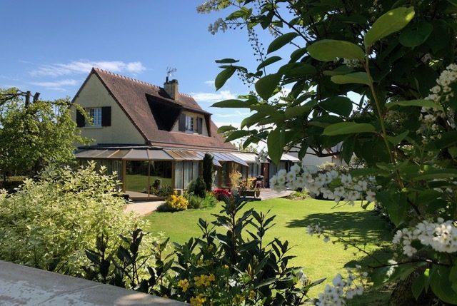 Maison traditionnelle - 175 m² - 8 pièces