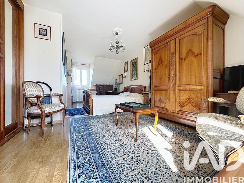 Maison - 140 m² - 6 pièces