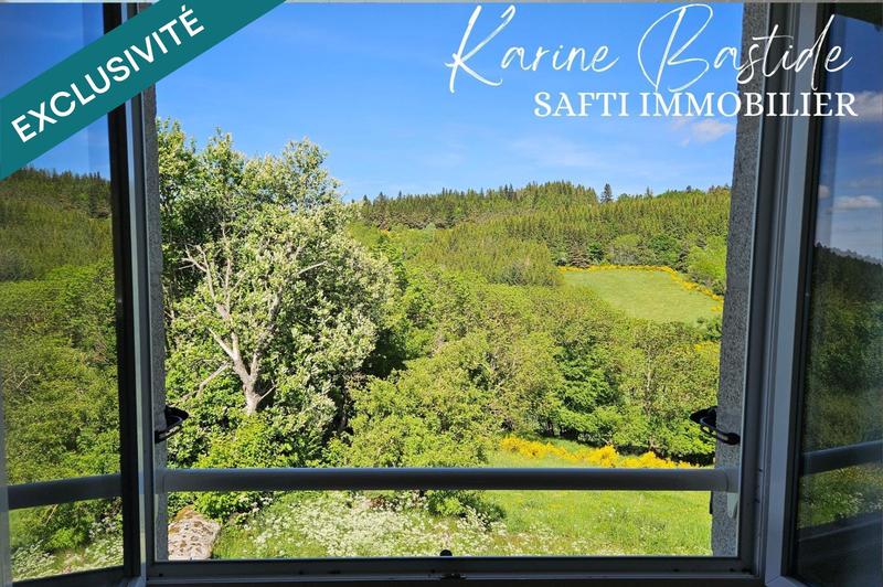 Maison - 305 m² - 12 pièces