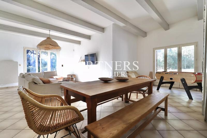 Maison - 198 m² - 5 pièces