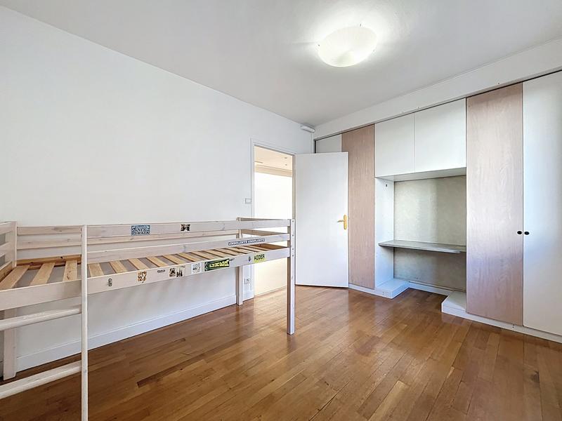 Appartement - 102 m² - 5 pièces