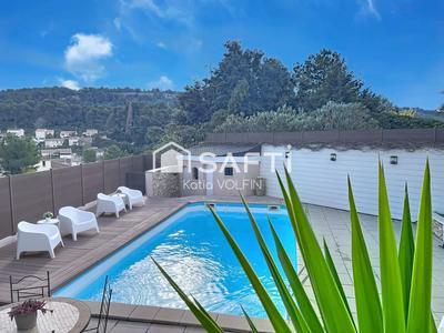 Maison - 127 m² - 5 pièces