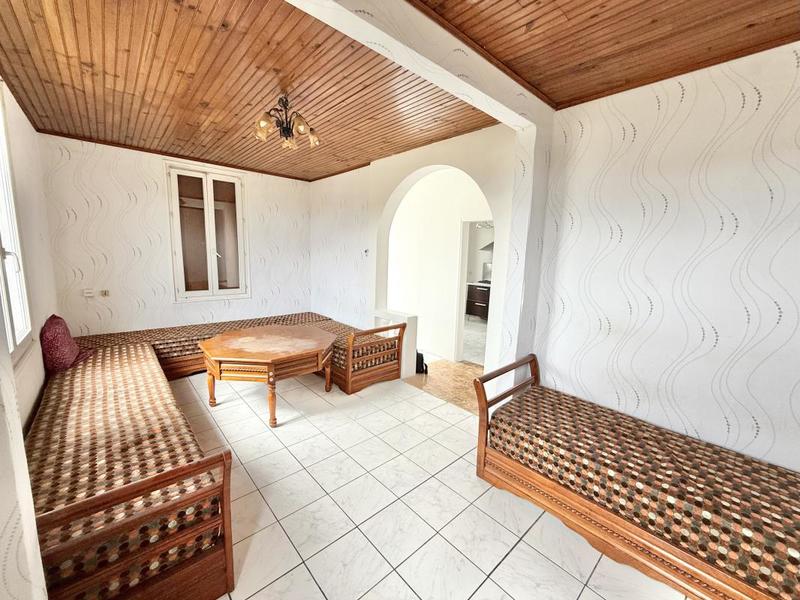 Maison - 192 m² - 7 pièces