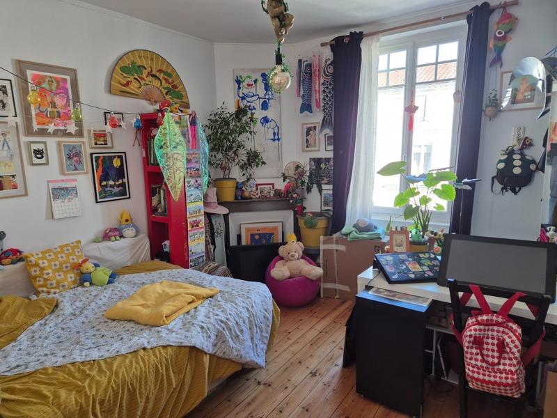 Maison - 90 m² - 5 pièces