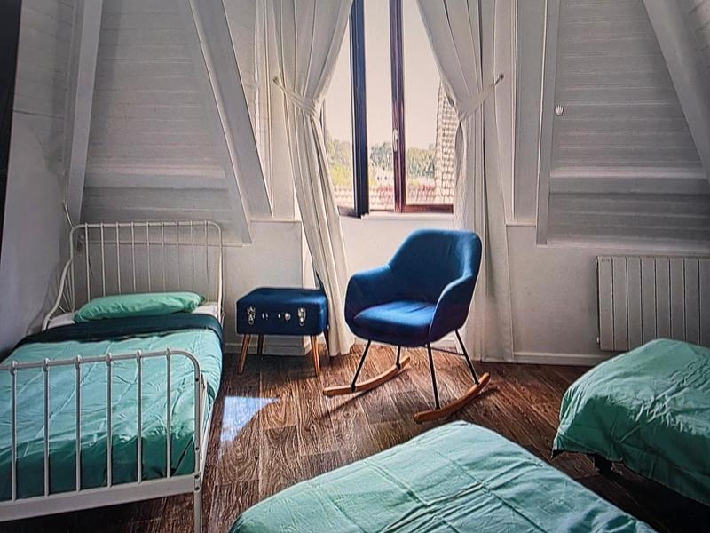 Appartement - 98 m² - 5 pièces