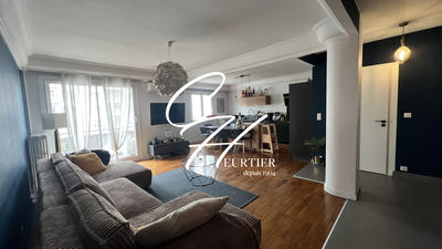 Appartement - 98 m² - 4 pièces