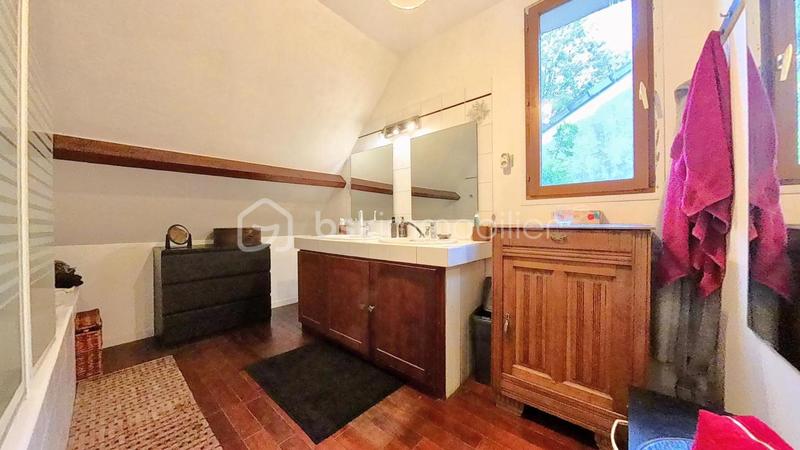 Maison - 131 m² - 6 pièces