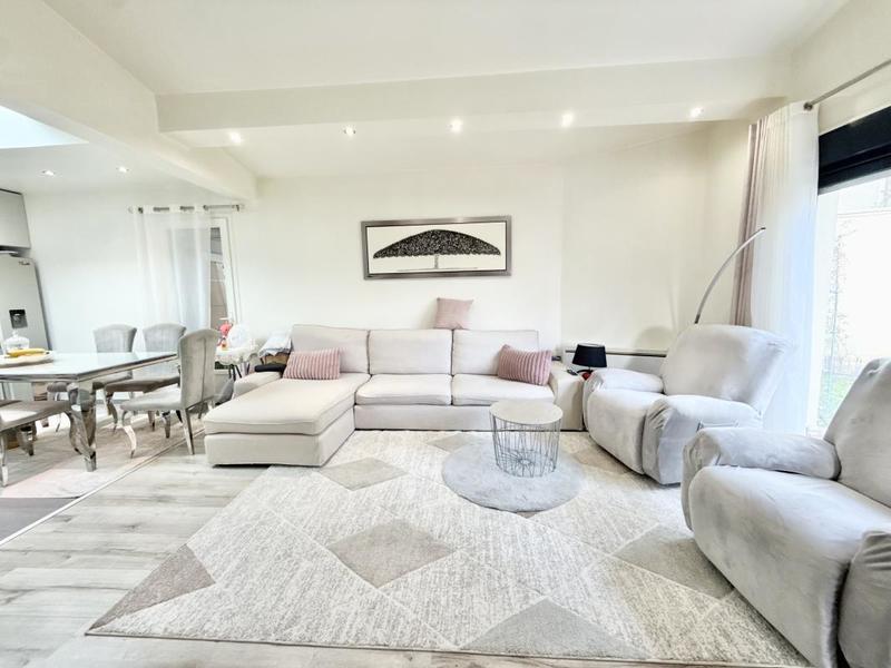 Maison - 120 m² - 6 pièces