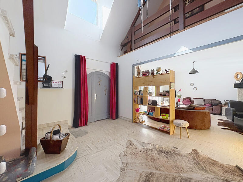 Maison contemporaine - 300 m² - 12 pièces