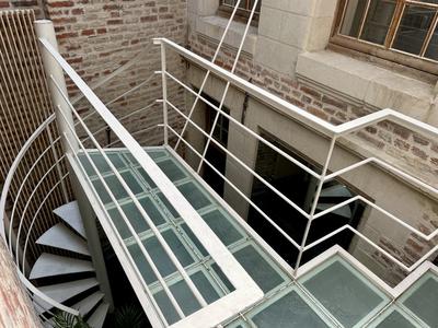 Maison - 368 m² - 14 pièces