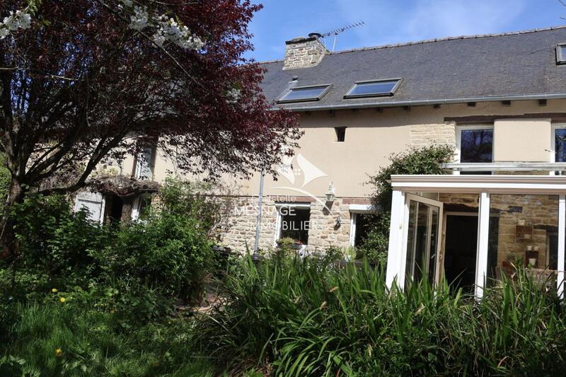 Maison - 180 m² - 6 pièces