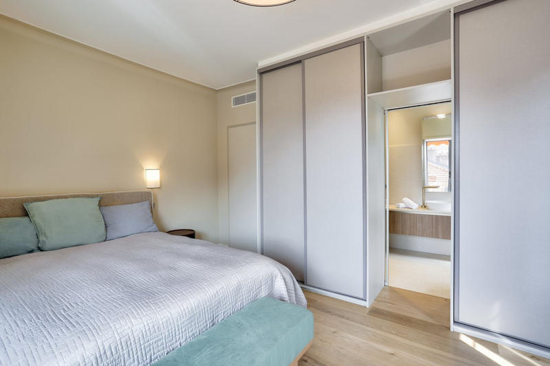 Appartement - 102 m² - 4 pièces