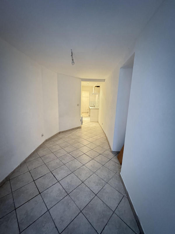 Appartement - 16 m² - 1 pièce